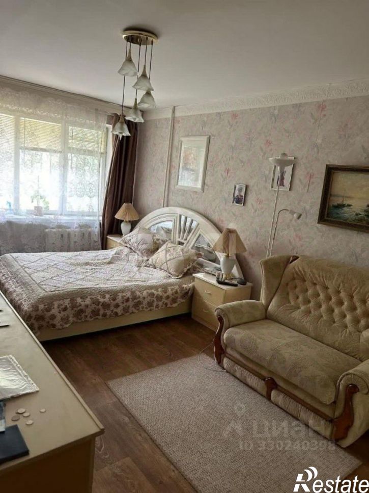 4-комн квартира улица Демышева, 156,  д. 156