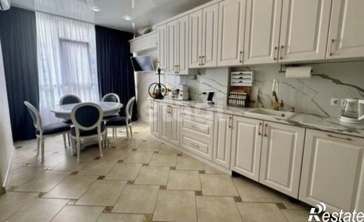 2-комн квартира пр-кт Победы, 85А,  д. 85А