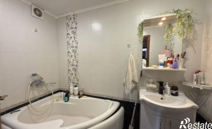 3-комн квартира ул Некрасова, 108,  д. 108