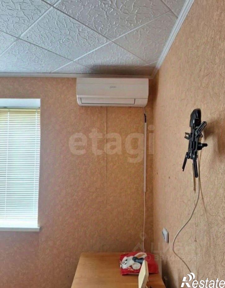 3-комн квартира ул Адмирала Кантура, 1,  д. 1