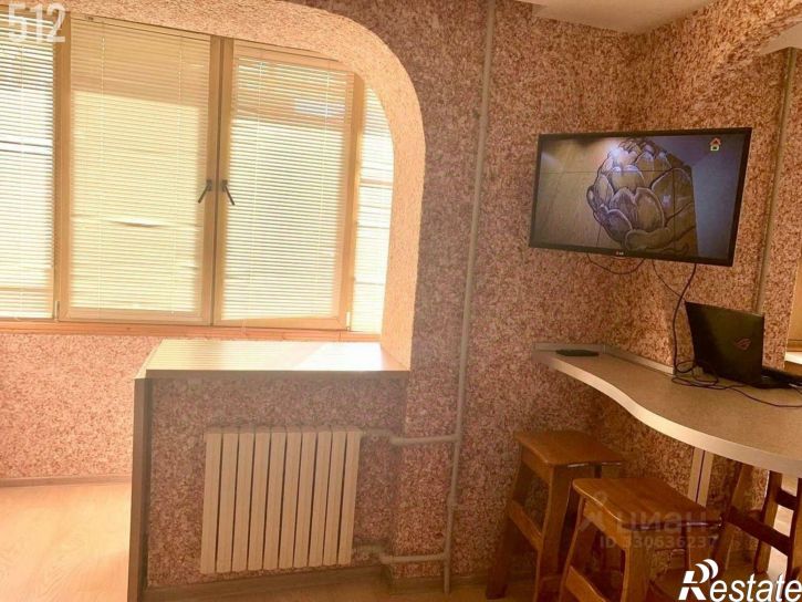 4-комн квартира проспект Победы, 62,  д. 62