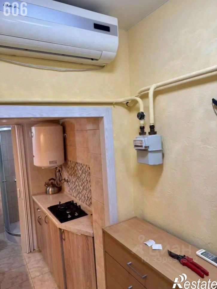 1-комн квартира ул 13 Ноября, 8,  д. 8