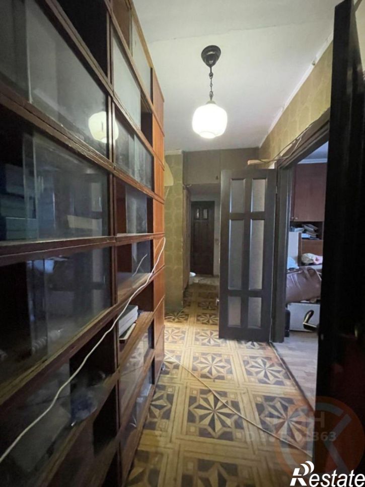 4-комн квартира улица 60-летия Октября, 18А,  д. 18А
