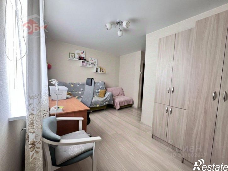 4-комн квартира улица Конституции, 3А,  д. 3А
