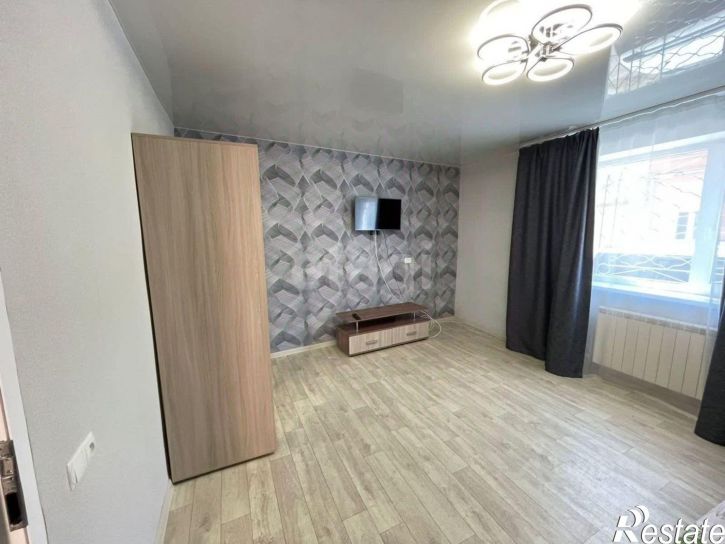 2-комн квартира Средняя улица, 20,  д. 20