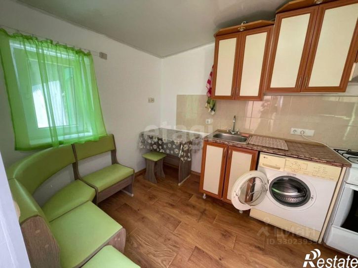 2-комн квартира Средняя улица, 20,  д. 20