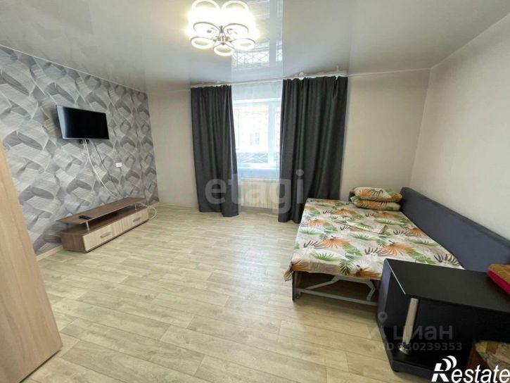 2-комн квартира Средняя улица, 20,  д. 20