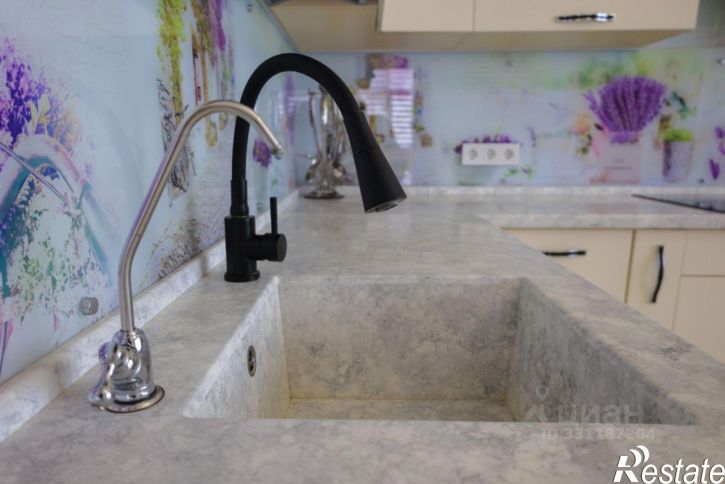 2-комн квартира улица Полупанова, 27Ж,  д. 27Ж