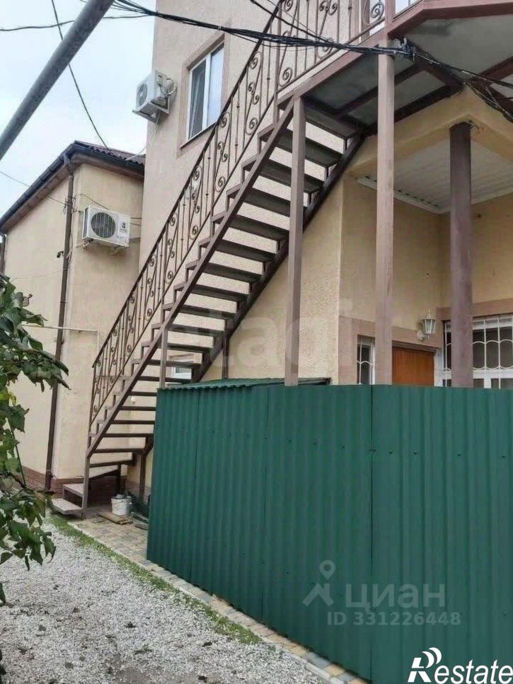 4-комн квартира ул Горького, 15-а,  д. 15-а