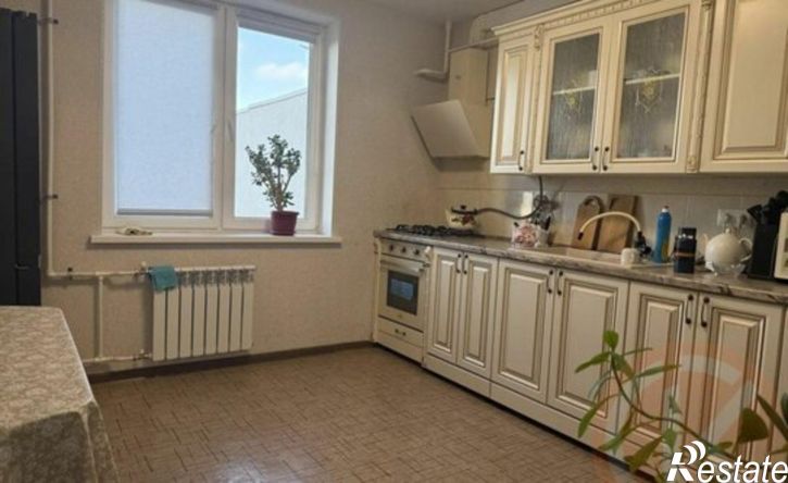 3-комн квартира улица 60 лет ВЛКСМ, 41,  д. 41