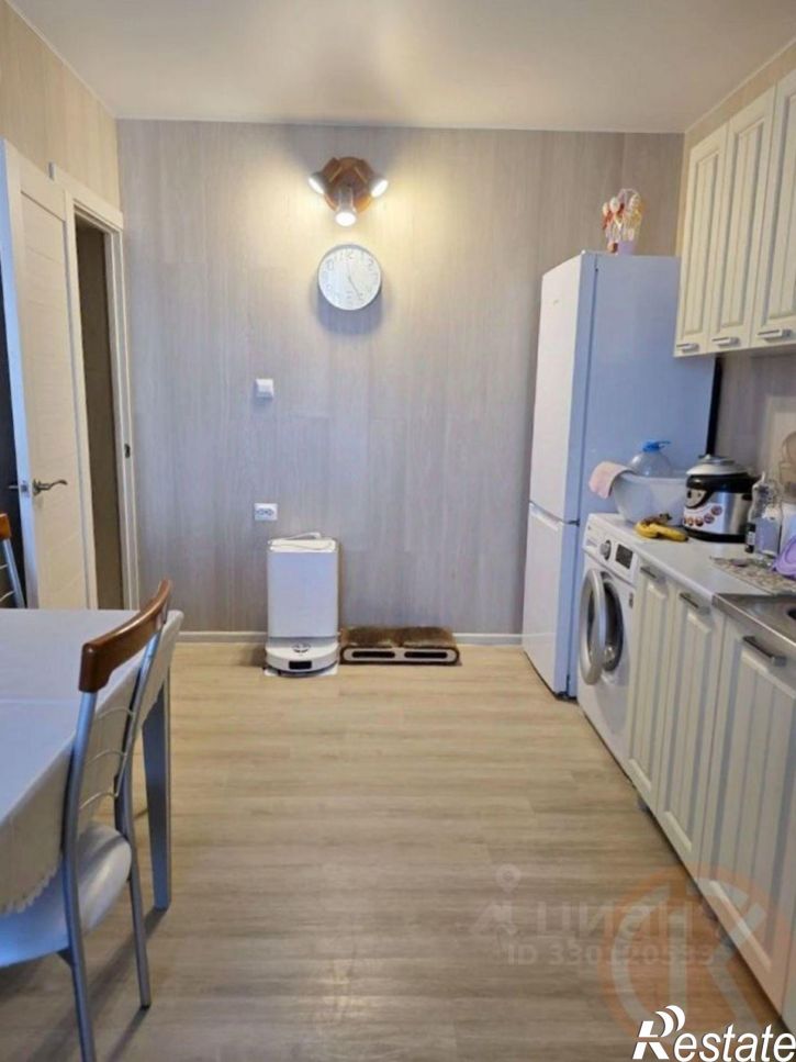 4-комн квартира ул им.Конституции, 3а,  д. 3а
