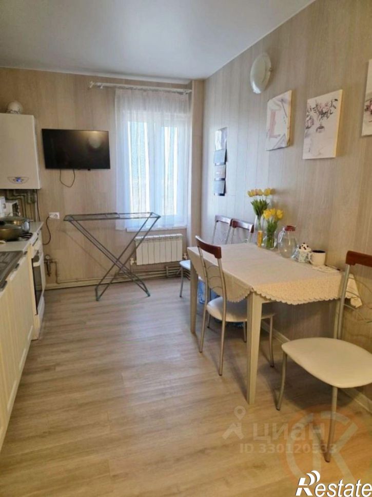 4-комн квартира ул им.Конституции, 3а,  д. 3а