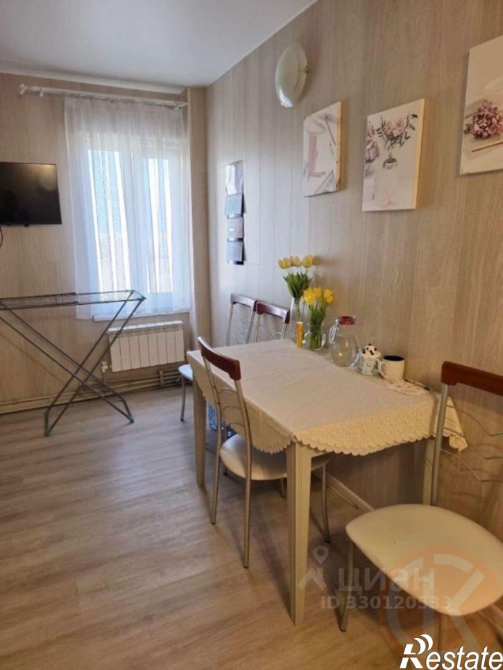 4-комн квартира ул им.Конституции, 3а,  д. 3а
