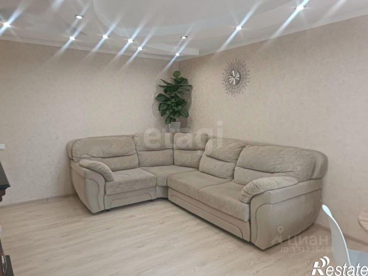 3-комн квартира Луговая улица, 11,  д. 11