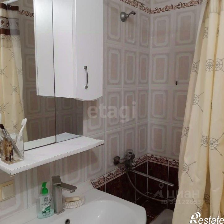 2-комн квартира ул им.60-летия Октября, 16,  д. 16