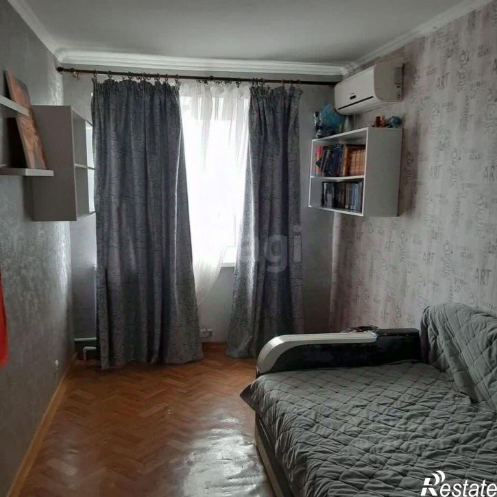 2-комн квартира ул им.60-летия Октября, 16,  д. 16