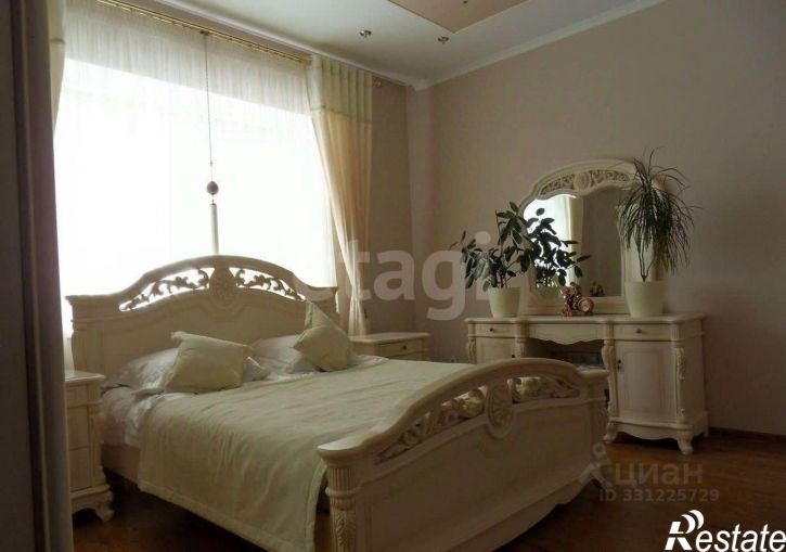 6-комн квартира улица Сытникова, 4А,  д. 4А