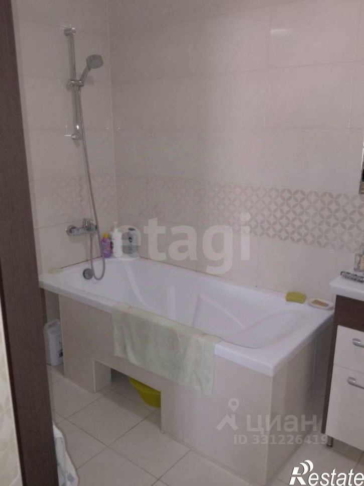 4-комн квартира пр-кт Победы, 53,  д. 53