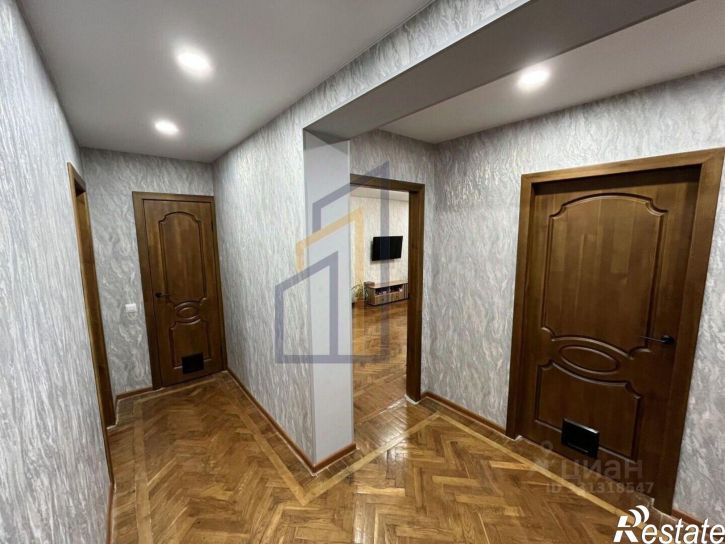 3-комн квартира улица 60-летия Октября, 28,  д. 28