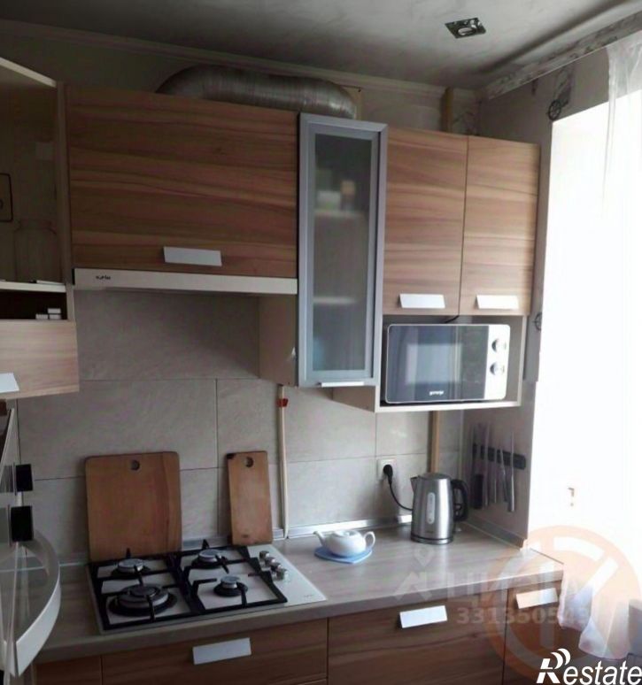 3-комн квартира ул Героев-Десантников, 8,  д. 8
