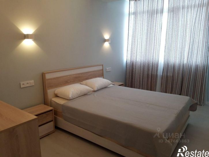 3-комн квартира улица Толстого, 38А,  д. 38А
