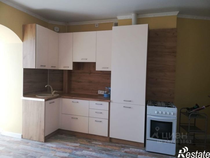 3-комн квартира улица Толстого, 38А,  д. 38А