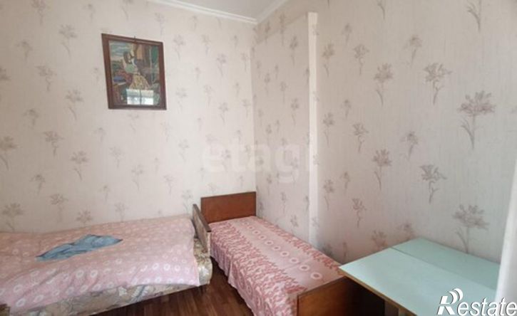 4-комн квартира улица Матвеева, 13,  д. 13