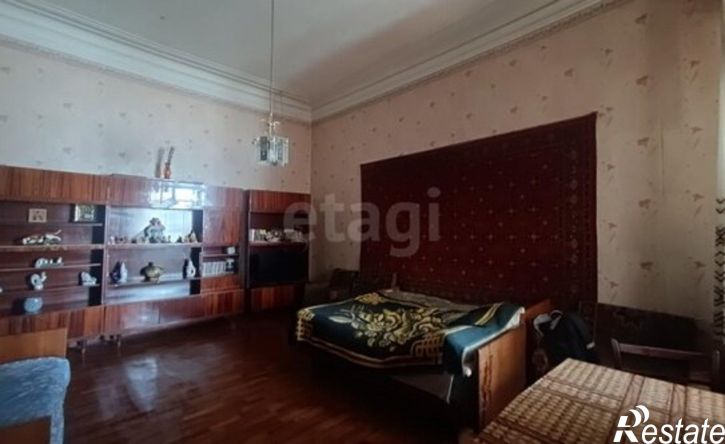 4-комн квартира улица Матвеева, 13,  д. 13