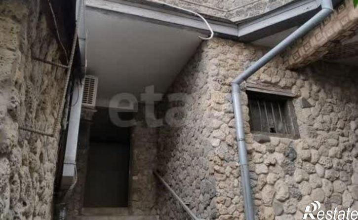 4-комн квартира улица Матвеева, 13,  д. 13