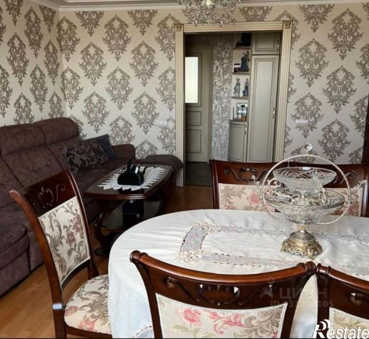 4-комн квартира ул им.9-го Мая, 80,  д. 80