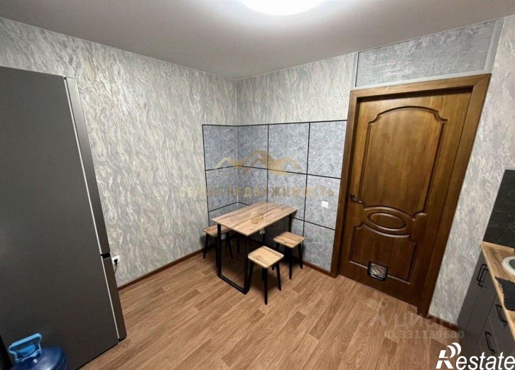 3-комн квартира ул им.60-летия Октября, 28,  д. 28
