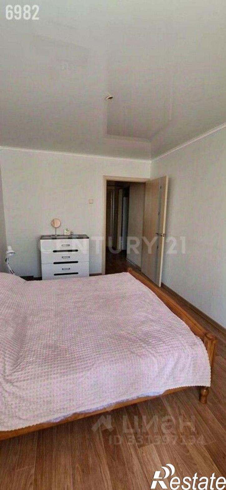 3-комн квартира ул Героев-Десантников, 17,  д. 17