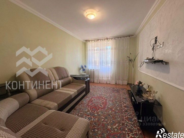 3-комн квартира проспект Победы, 37,  д. 37