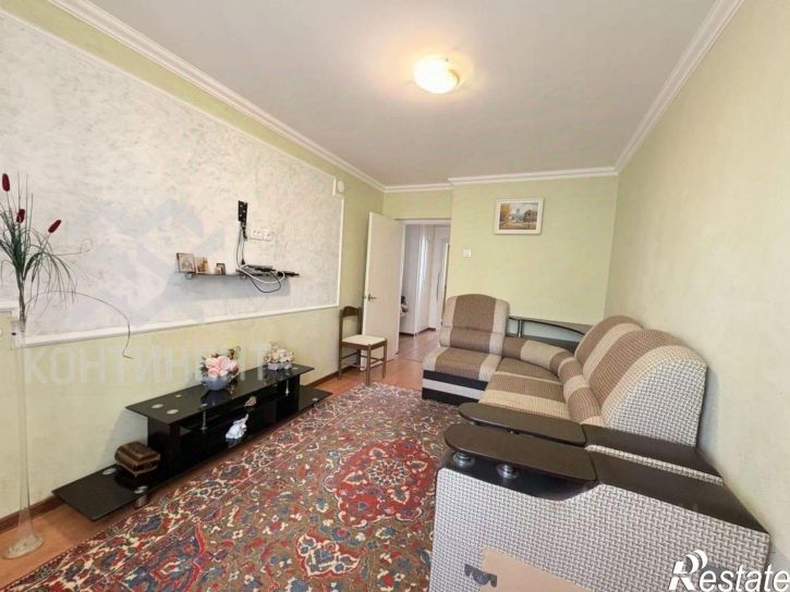 3-комн квартира проспект Победы, 37,  д. 37