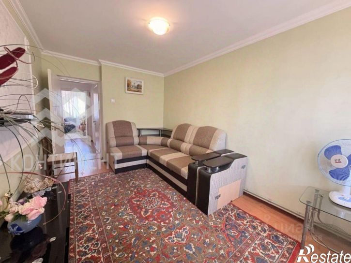 3-комн квартира проспект Победы, 37,  д. 37