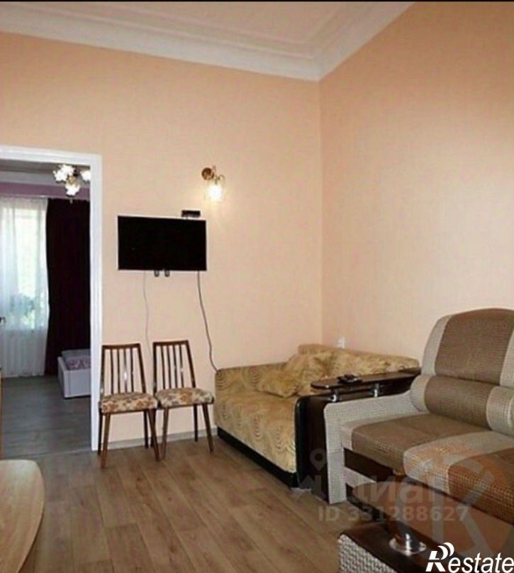 2-комн квартира улица Революции, 13,  д. 13