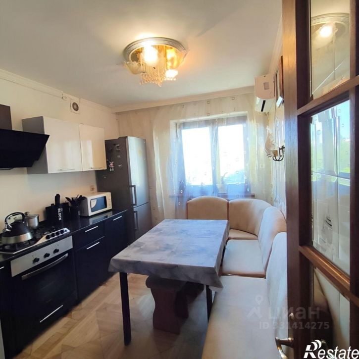 3-комн квартира ул Демышева, 100А,  д. 100А