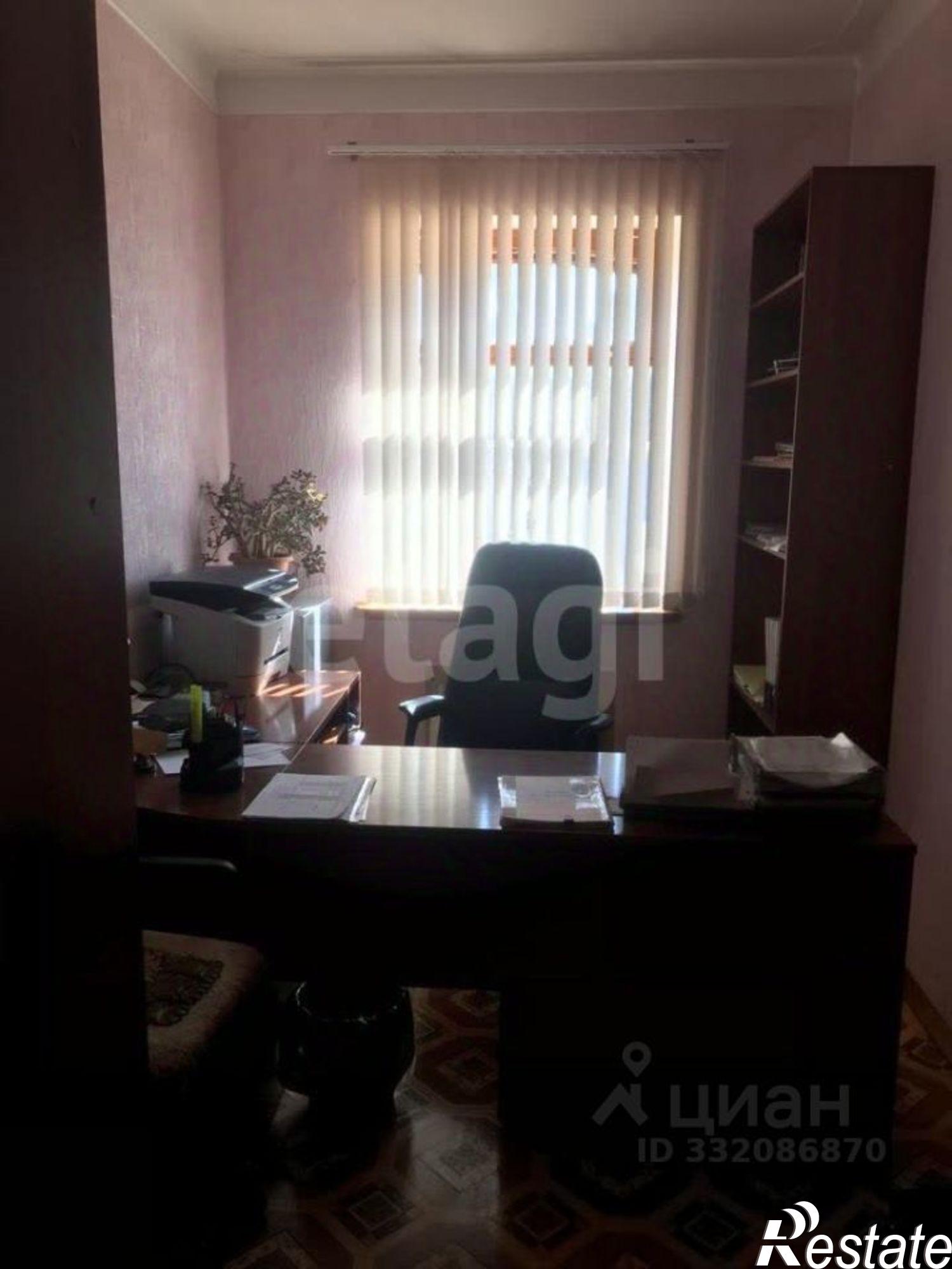 Купить складское помещение за 12 500 100 рублей на ул 51-й Армии, 14
