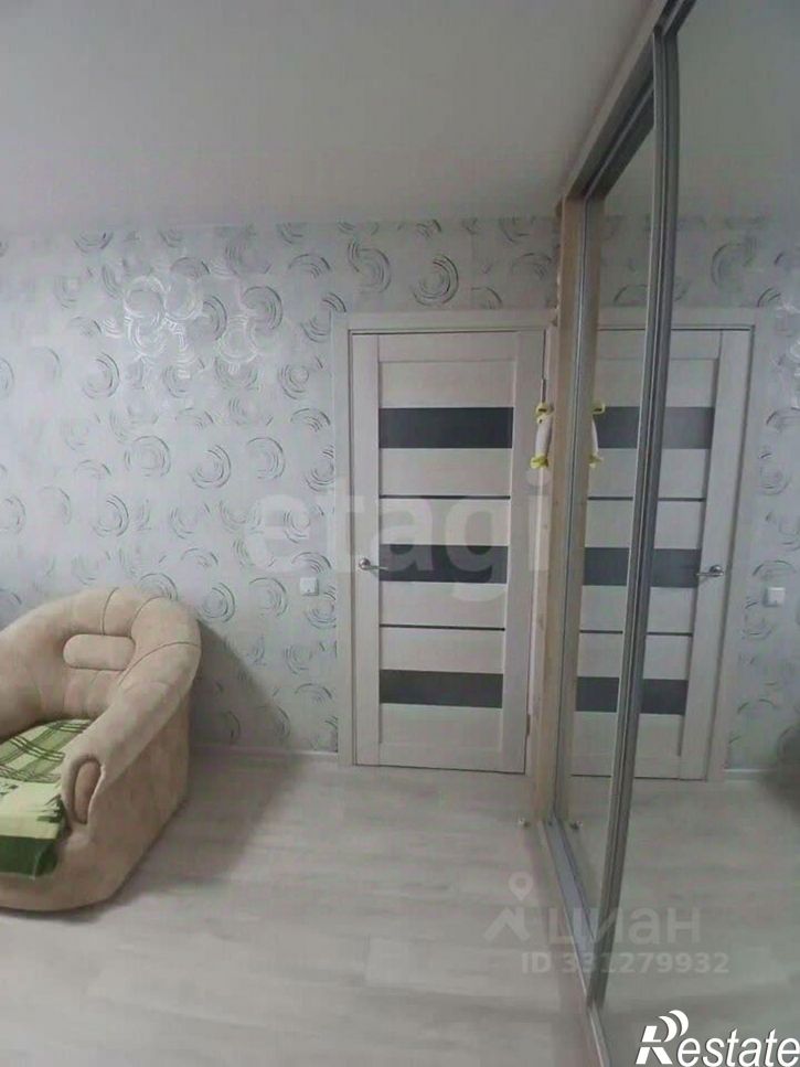 3-комн квартира ул Сырникова, 8,  д. 8