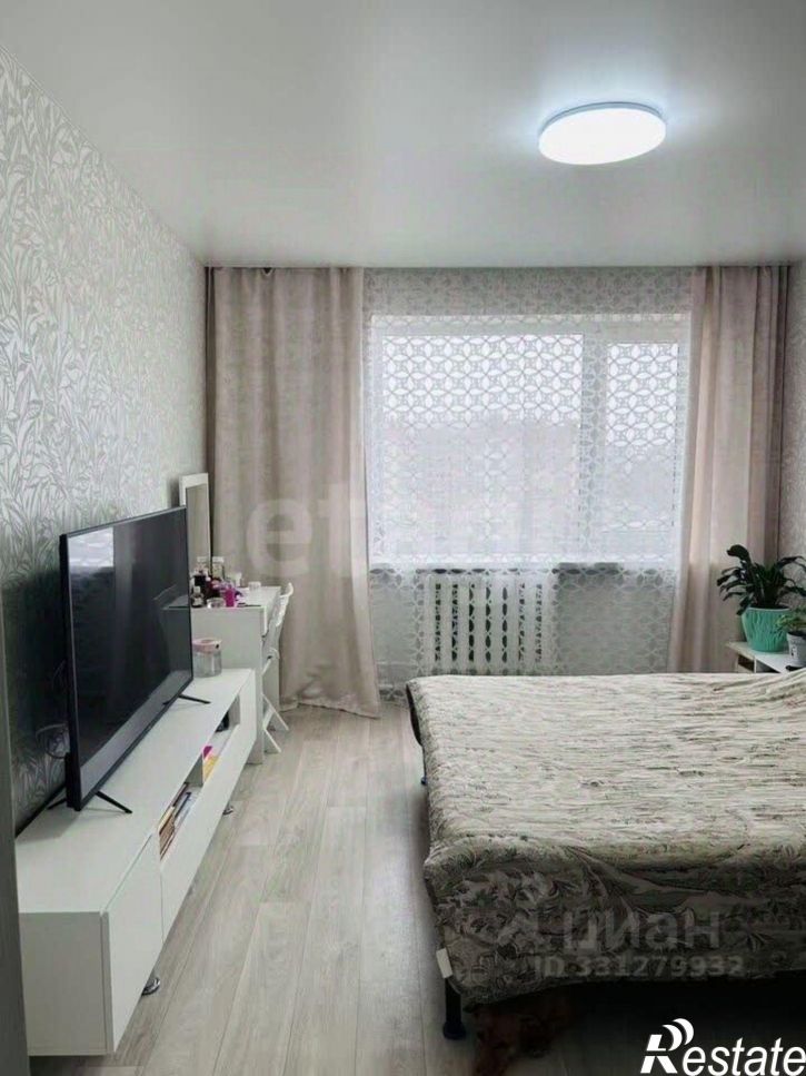3-комн квартира ул Сырникова, 8,  д. 8