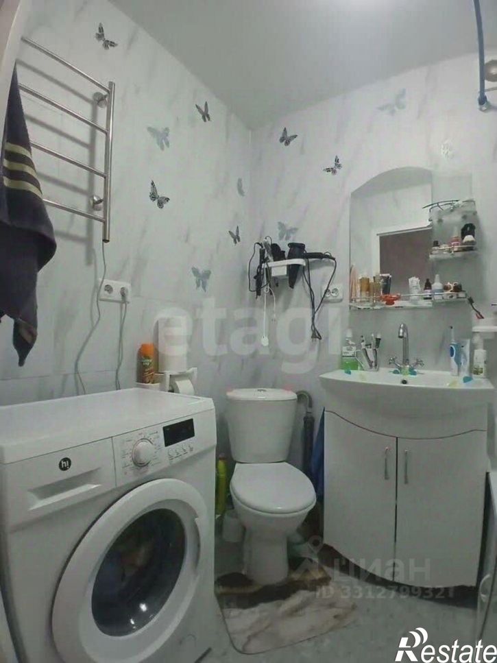 3-комн квартира ул Сырникова, 8,  д. 8