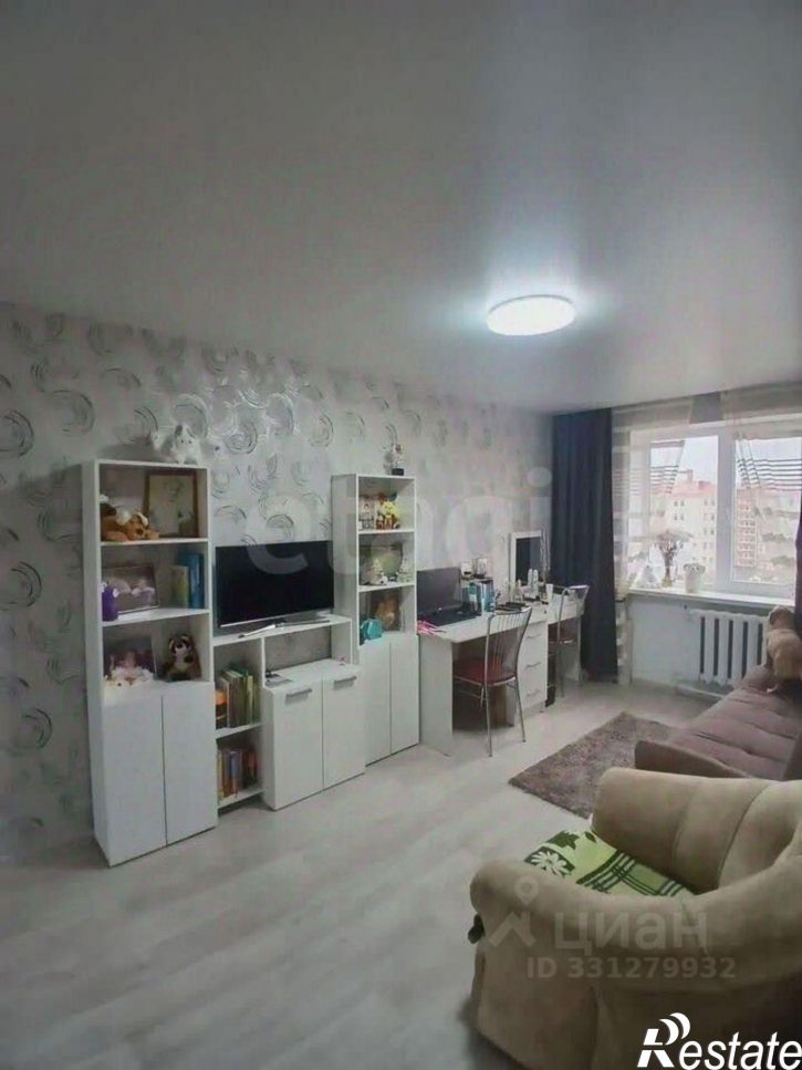 3-комн квартира ул Сырникова, 8,  д. 8