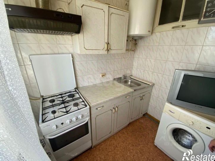 3-комн квартира ул им.Конституции, 27,  д. 27