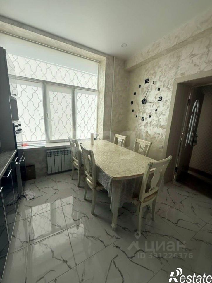 3-комн квартира ул Интернациональная, 143,  д. 143