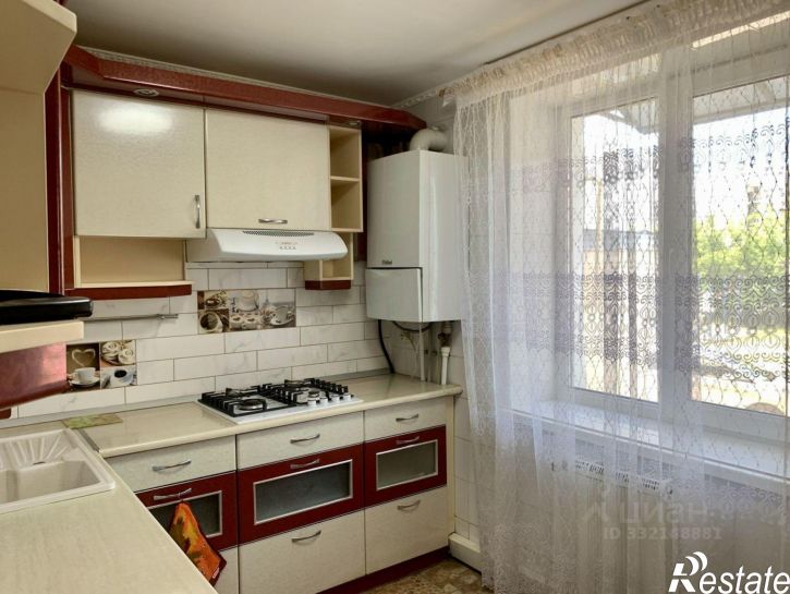 3-комн квартира пр-кт Победы, 63,  д. 63