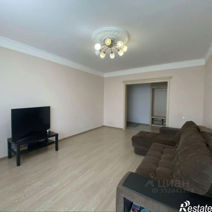 3-комн квартира ул им.9-го Мая, 45г,  д. 45г