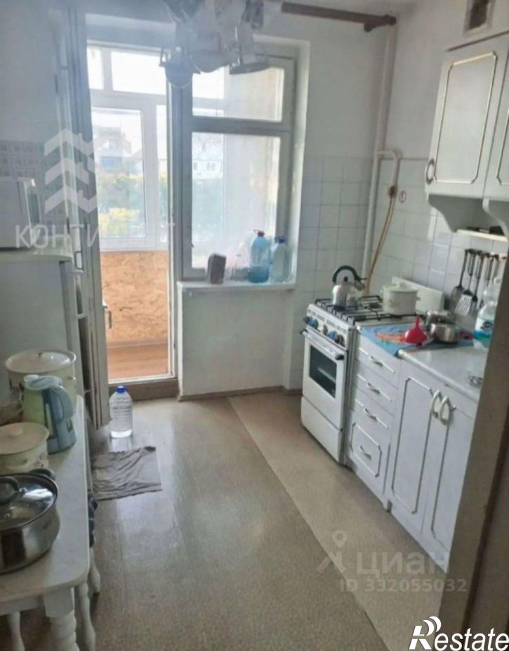 2-комн квартира ул Героев-Десантников, 1,  д. 1
