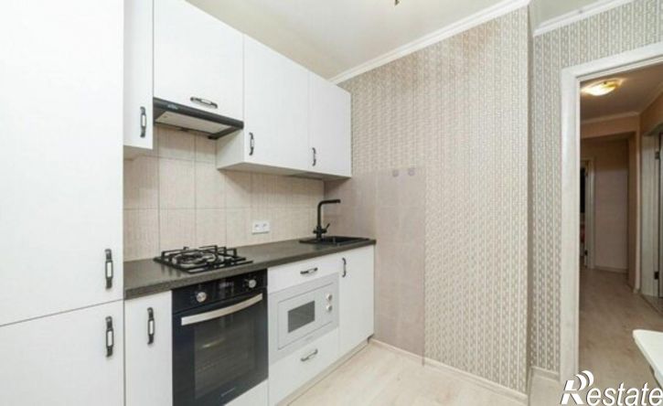 3-комн квартира пр-кт Победы, 33,  д. 33