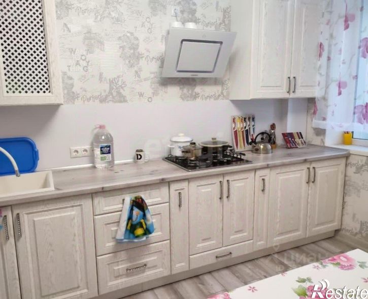 4-комн квартира ул Колхозная, 2,  д. 2