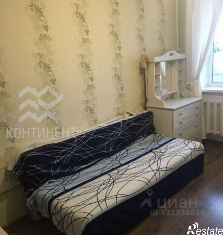 4-комн квартира пр-кт Победы, 10б,  д. 10б